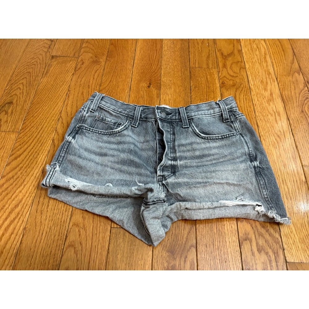 Universal Thread‎ Gray High Rise Mini Shorts Denim Frayed Hem Button Fly Size 8
